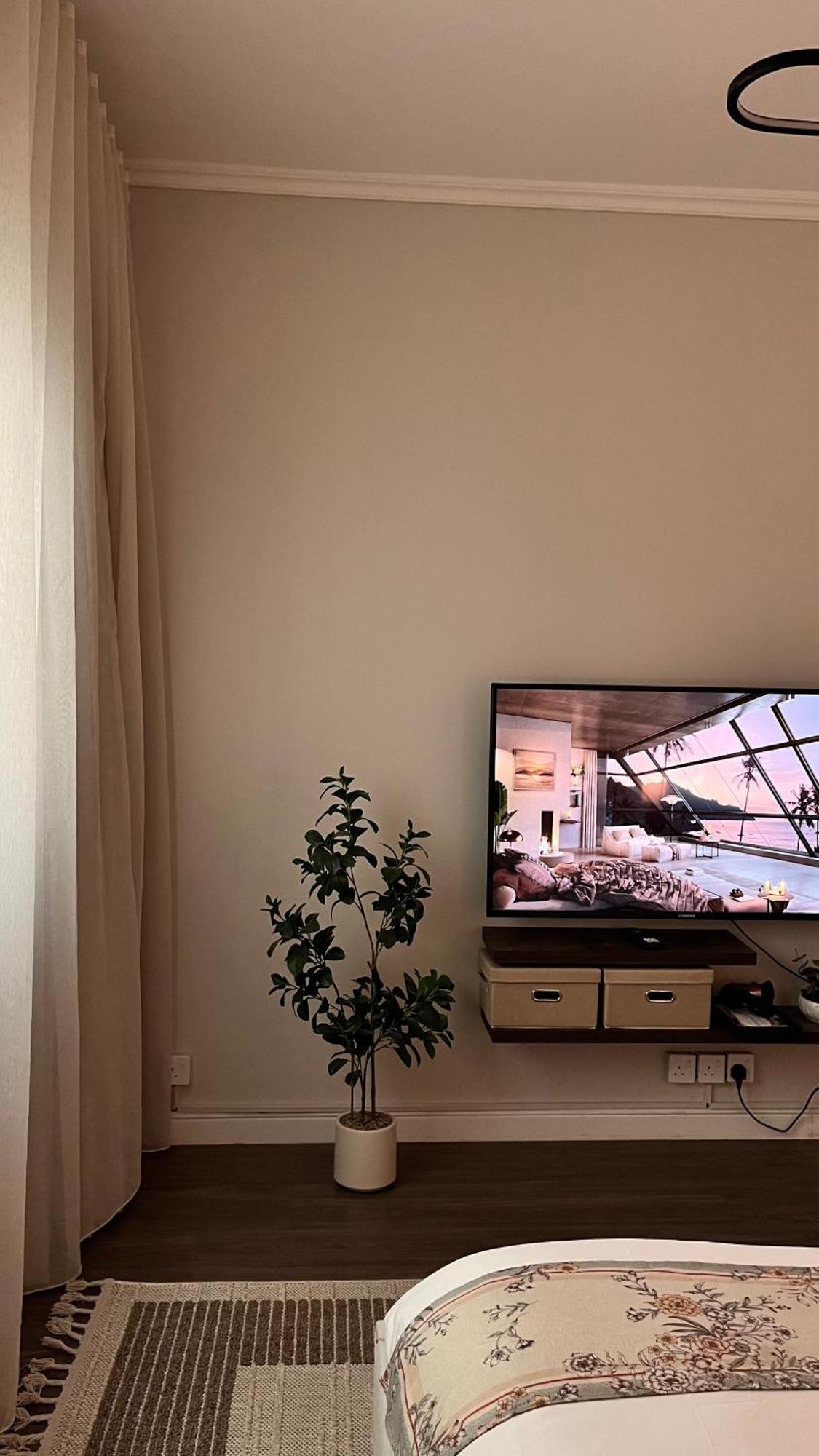استديو انيق بدخول ذاتي - بجانب غرناطه مول Apartment *